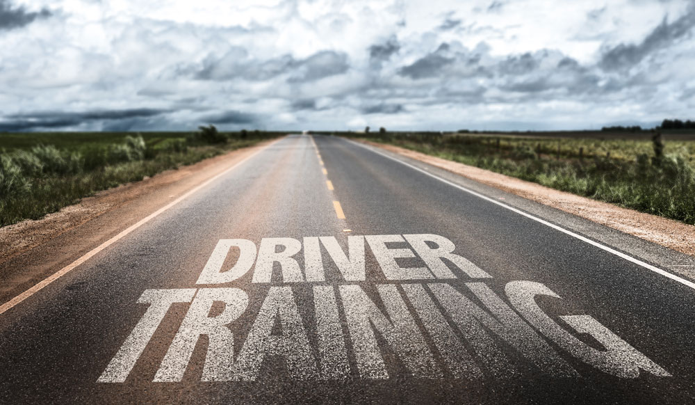 Mit dem richtigen Wissen kommen Sie schneller ans Ziel Road Driver Training